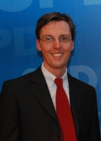 Dr. Lars Castellucci